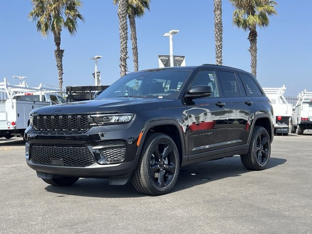 2025 Jeep Grand Cherokee 