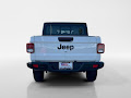 2024 Jeep Gladiator